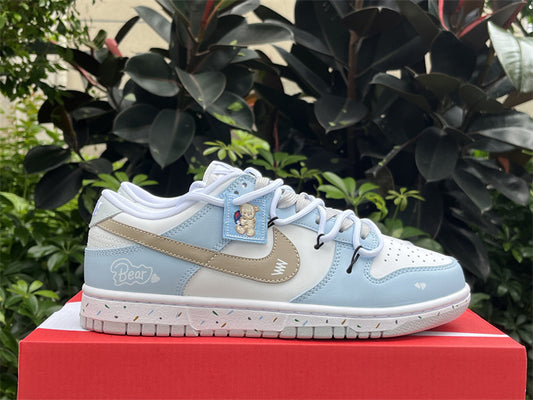 Nike SB Dunk low | Baby Blue Bear