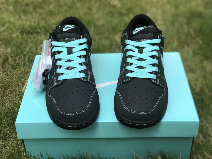 Nike SB Dunk low | Tiffany & Co.